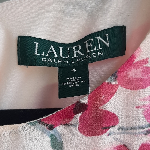 Dress - Picture 7 of 7